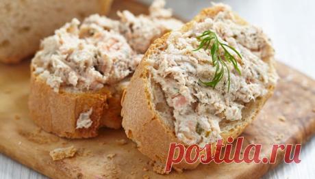 Хотим поделиться с вами рецептом простого и вкусного блюда. Готовить мы его будем из курицы и моркови. Такой паштет прекрасно подойдет и к завтраку, и к обеду, и для перекуса. Получается он не только вкусным, но и полезным. Готовится быстро и просто. Необходимые продукты 1. куриная грудка — 400 гр 2. морковь — 350 гр […]