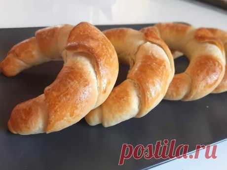 Круассаны с маслом - Выпечка и рецепты легких блюд - МесиНаси