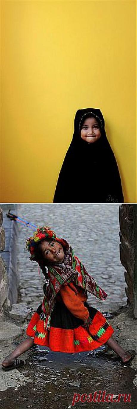 Malaysia | Windows to the Soul