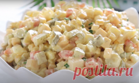 Картофельный салат «Мозаика» Простой, но очень вкусный салат. Готовится из обычных продуктов и прекрасно подойдет к ужину или на обед. Название свое получил из-за того, что имеет довольно разнообразную цветовую гамму,...