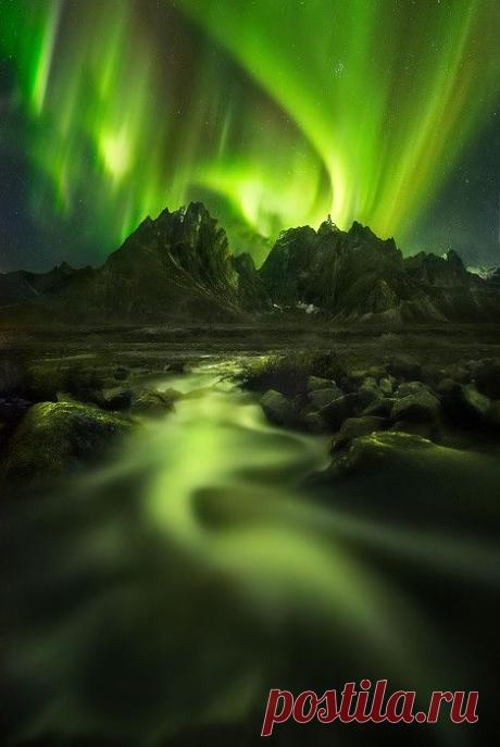 500px / Peaks of the Lights by Marc Adamus