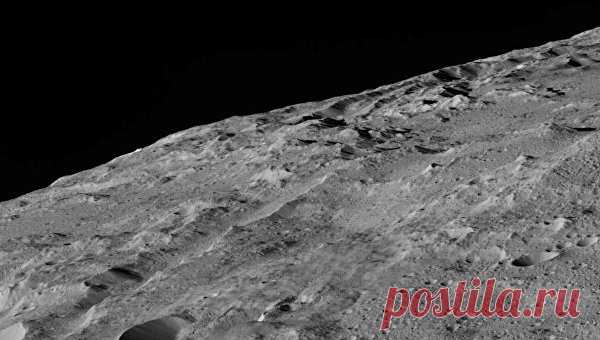 Опубликованы новые высококачественные снимки Цереры | РИА Новости