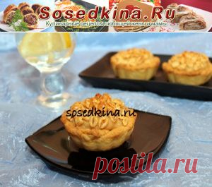 Корзиночки с кремом и воздушной пшеницей.