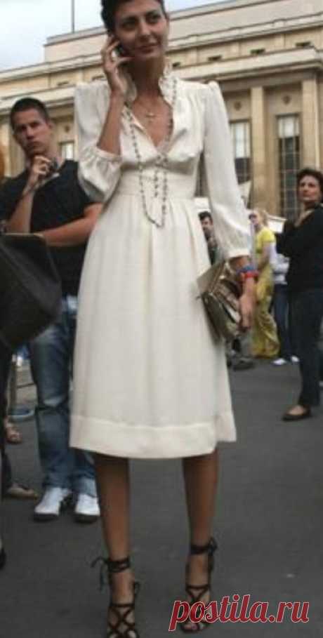 Giovanna Battaglia, Fashion Editor for Vogue L'Uomo - Derek Lam Dress Claire Shaeffer Schnitt V9046 Vogue