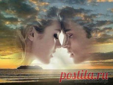 Очень сильно тебя я люблю Он: Очень сильно тебя я люблю,Он: Ты же знаешь об этом?Она: Да, знаю!Он: Обожаю улыбку твою,Он: О тебе об одной я мечтаю.Он: Ты принцесса моя, ангел мой,Он: Хочешь звёзды достану рукою?Она: Да, любимы...