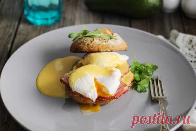 Яйца Бенедикт с соусом Голландез – рецепт Tykvo.ru Рецепт яиц Бенедикт с соусом Голландез с пошаговыми фото.