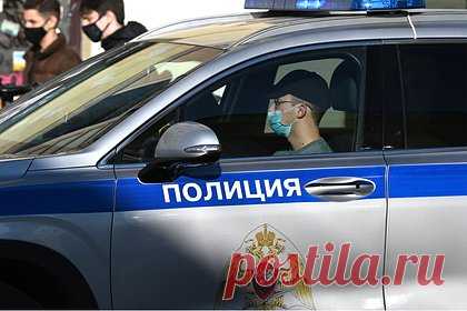Двоих россиян осудят за заказное убийство бизнесмена в 2010 году. В Волгограде суд рассмотрит дело двоих исполнителей убийства 51-летнего предпринимателя, совершенного 12 лет назад. 30 апреля 2010 года на парковке теннисного клуба обнаружили тело бизнесмена, которого фигуранты дела обездвижили электрошокером и забили до смерти металлической монтировкой.