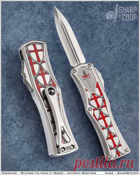 Нож «Microtech», складной, от Anthony Marfione. Гравировка от Wilfred Valtakis II. Крест тамплиеров.