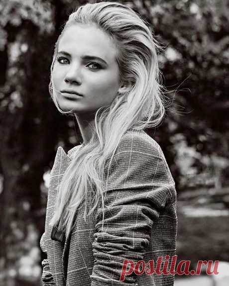 Фрейя Аллан