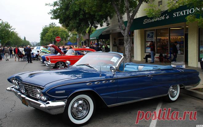 1961 Buick Electra 225 convertible with top down - dk met … | Flickr