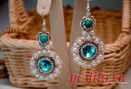 Серьги с бирюзой, жемчугом и кристаллами Сваровски "Light Turquoise" – купить в интернет-магазине на Ярмарке Мастеров с доставкой - 28LUPRU | Краснодар Купить Серьги с бирюзой, жемчугом и кристаллами Сваровски &quot;Light Turquoise&quot; в интернет-магазине на Ярмарке Мастеров на заказ, цена: 4900 ₽. Товары ручной работы с доставкой по России и СНГ. ✓Описание, фото ✓Отзывы реальных покупателей