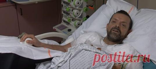 Феликс Гретарссон лишился обеих рук в далеком 1998 году и все это время не терял надежды на пересадку новых. И вот наконец подходящие части тела были найдены, и мужчине провели многочасовую операцию.