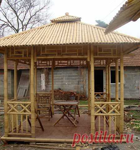 Необычные садовые беседки: 10 беседок в восточном стиле из бамбука