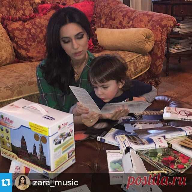 Зара: Доброе утро, дорогие! Мои дети большие поклонники развивающих комплектов "Умница"! Особенно любим карточки "Мир на ладошке". Сыновья с большим энтузиазмом освоили все выпуски этой серии: "Что растет на грядке и в саду", "Загадки природы", "Удивительные животные", "Чудо-птицы", "Тайны космоса", "Марки машин" и др.