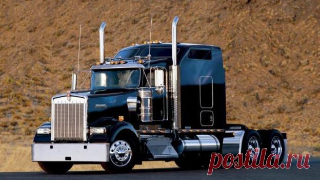 Почему у большинства американских тягачей длинный «нос», в то время как у наших грузовиков он плоский ❘ фото . Тут забавно !!!