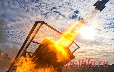 Минобороны заявило об уничтожении точек взлета и пунктов управления дронами ВСУ. В ведомстве отметили, что такие цели являются одними из приоритетных