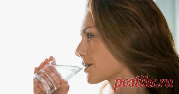 ПЕЙТЕ ВОДУ НА ГОЛОДНЫЙ ЖЕЛУДОК И ЭТО СЛУЧИТСЯ С ВАМИ