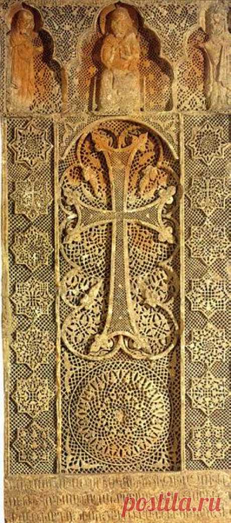 Մոմիկի հեղինակած խաչքարներից մեկը 1308 թ.