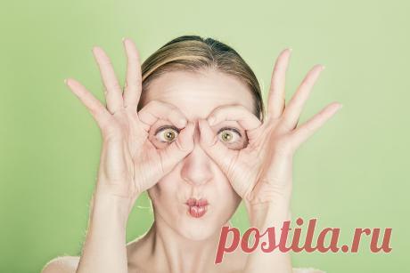 Что нужно знать о пигментных пятнах?
Хлоазма – это пигментные пятна различной формы и величины, от светло – желтого до темно-коричневого или бурого цвета, появляются на коже лица почти исключительно у женщин в любом возрасте и по самым разнообразным причинам.