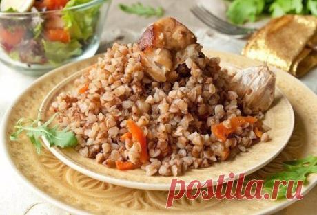 Топ-9 вкуснейших блюд с гречкой 

1. Гречка-по купечески 

Ингредиенты: 
Показать полностью…