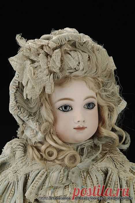 Антикварные куклы ..