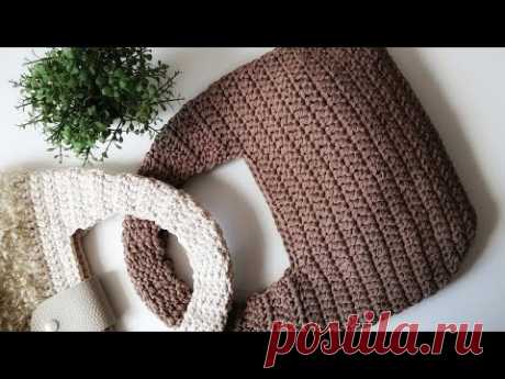 Такую сумочку хотят все... Модная сумочка полумесяц крючком