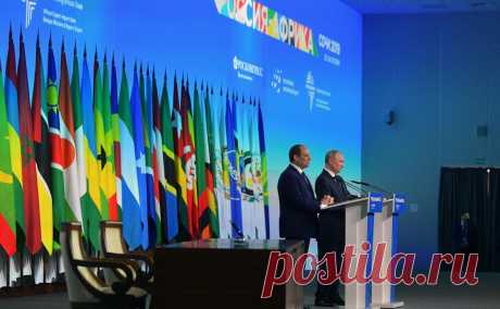 FT сообщила о провале попыток Запада настроить Африку против России. В Мюнхене западные лидеры безуспешно пытались убедить «глобальный юг» в угрозе, исходящей от России, пишет FT. Газета отмечает, что лидеров Африки и Латинской Америки больше волнует инфляция и продовольственная безопасность