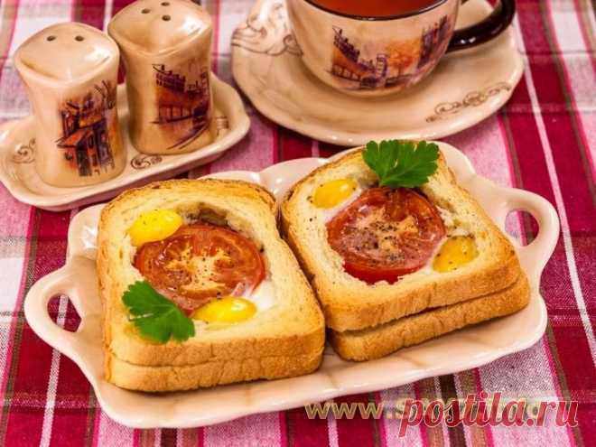 Горячие бутерброды с окороком, помидорами и яйцами
