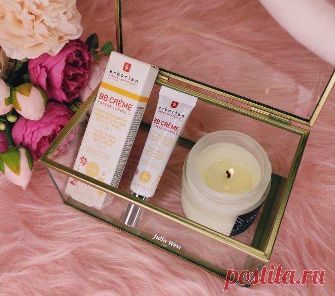 Тональный крем, который даёт эффект свежей и холёной кожи. Теперь он будет в моей косметичке... Стирает с лица возраст и усталость