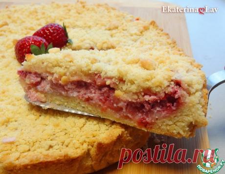 Насыпной пирог с клубникой и рикоттой – кулинарный рецепт