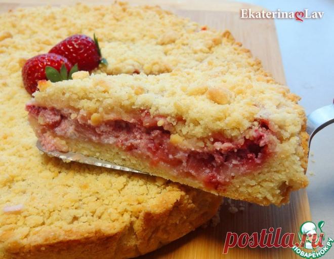 Насыпной пирог с клубникой и рикоттой – кулинарный рецепт