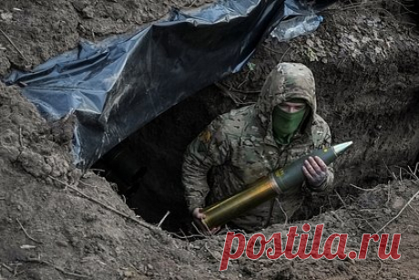 Главком ВСУ признал сложность обстановки на всей линии фронта. Главнокомандующий Вооруженными силами Украины (ВСУ) Александр Сырский признал сложную для Украины обстановку на всей линии боевого соприкосновения, рассказал о работе в двух бригадах, где есть угроза, по его словам, продвижения войск Российской Федерации в глубь боевых порядков.