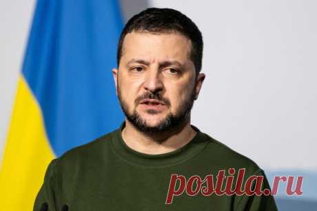 «Пахнет диктатурой». Зеленский нашел повод спастись от позора. Президент Украины решил отменить выборы.