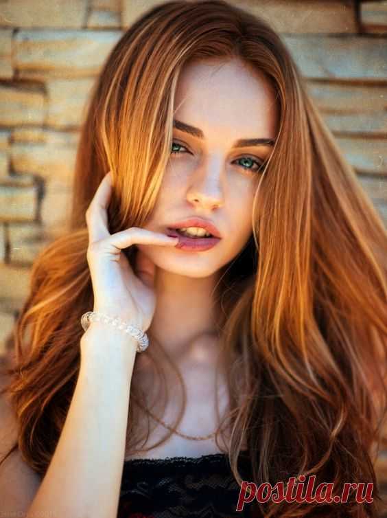 ДЕВУШКИ НА ФОТОГРАФИЯХ