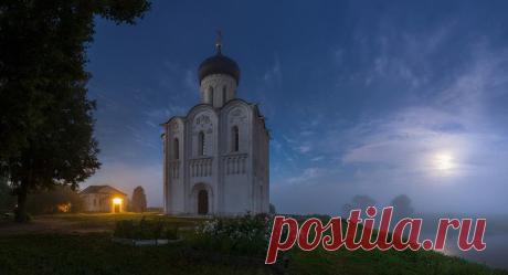 Один из символов России! Храм Покрова на Нерли в объективах фотографов.