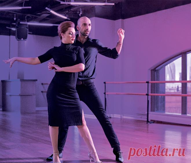 Как научиться танцевать сальсу дома с Евгением Папунаишвили. Видео.