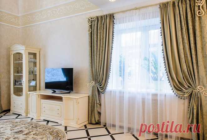 Шторы для гостиной - фото в современном стиле