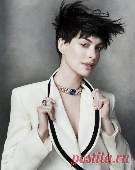 Энн Хэтэуэй в Сентябрьском Номере Vogue China 2026 | VestiNewsRF.Ru