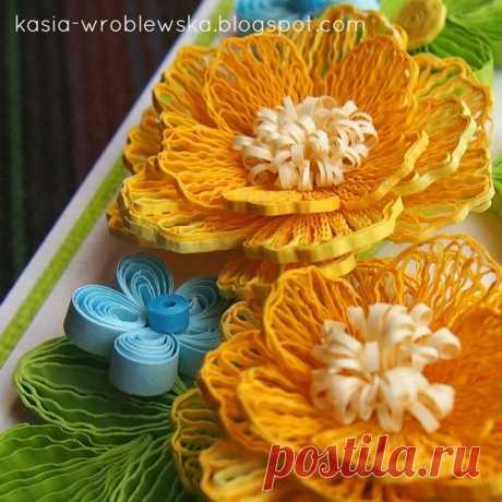 Once I showed these #quillingflowers but look at them one more time ;)