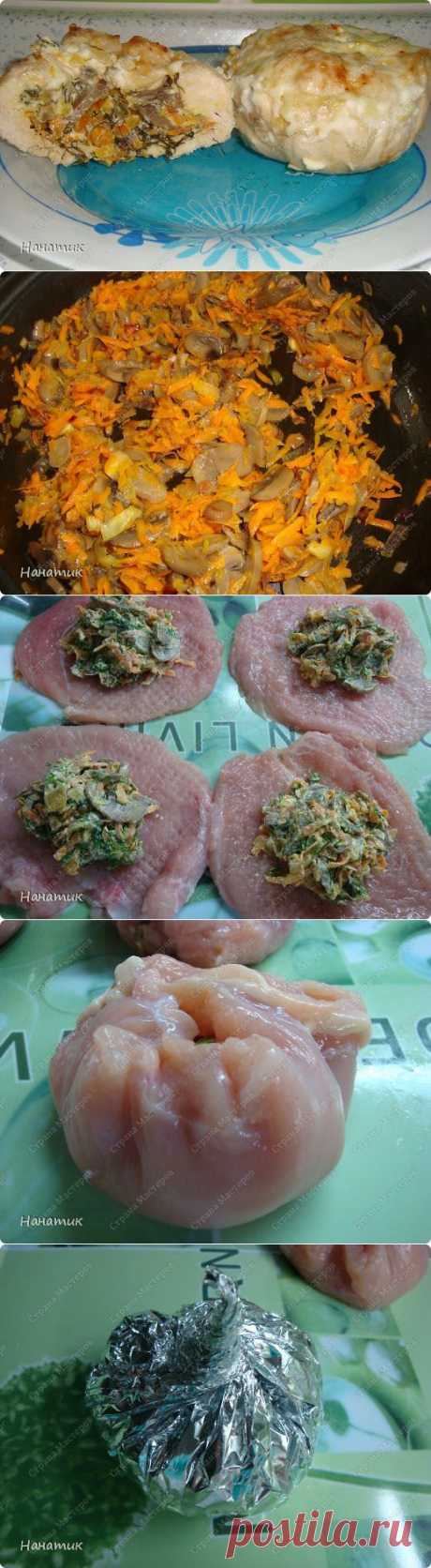 Любителям курочки) Куриные бомбочки с грибной начинкой.