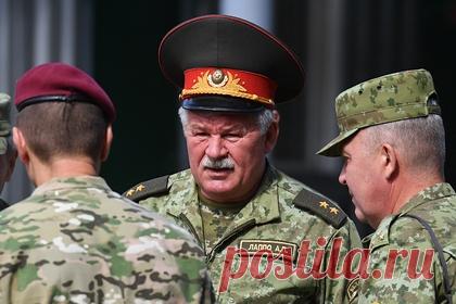 В Белоруссии допустили захват пограничника Польшей. Глава Государственного пограничного комитета Белоруссии Анатолий Лаппо допустил, что Польша может захватить белорусского пограничника. По словам Лаппо, он получил информацию о возможных планах польских силовиков захватить белорусского пограничника, на что дал команду незамедлительно применять оружие.