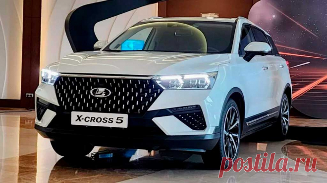 Lada X-Cross 5: салон, внешний вид
