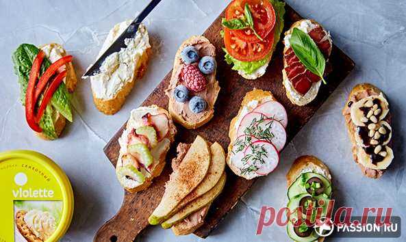 5 простых и божественно вкусных бутербродов с творожным сыром