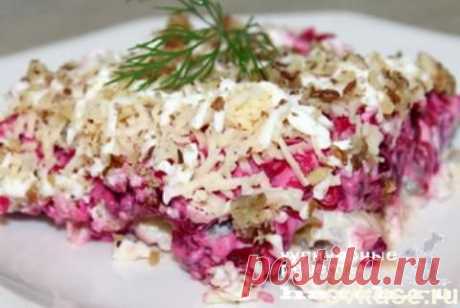 Салат «Тайна» с сельдью и .... печенью! Необычно и вкусно - Простые рецепты Овкусе.ру