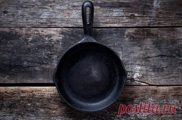 Одной чугунной сковородки хватит на всю жизнь: смазываем маслом и просто прокаливаем - Steak Lovers - 28 мая - Медиаплатформа МирТесен