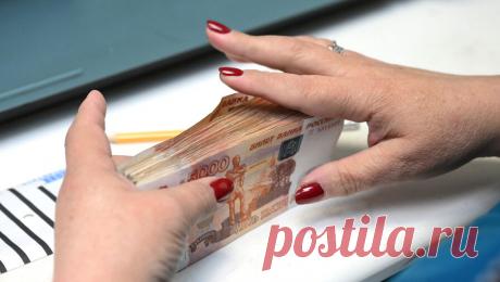 В России предложили ввести комиссию 30% на денежные переводы в Среднюю Азию. В России необходимо ввести обязательную комиссию на переводы средств в Таджикистан, Узбекистан, Киргизию и Туркмению, считает политолог Алексей Ярошенко. Также нужно увеличить плату за обслуживание банковских карт приезжих из этих ...