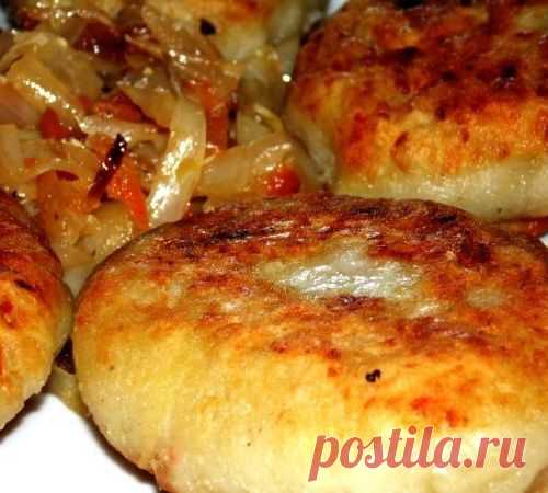 Пирожки из картофельного теста с капустой