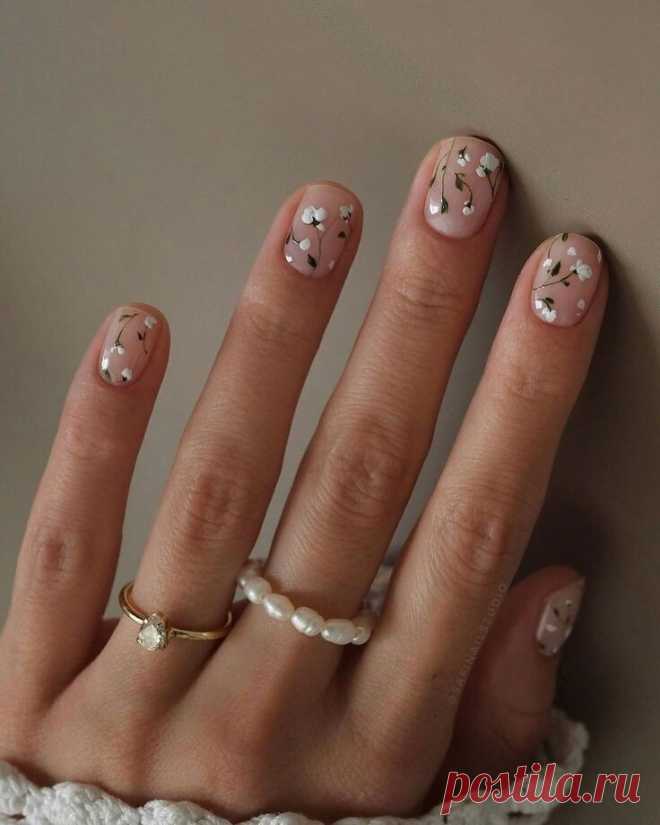 Идеи нежного маникюра на короткие ногти | PRO BEAUTY SPACE | Дзен