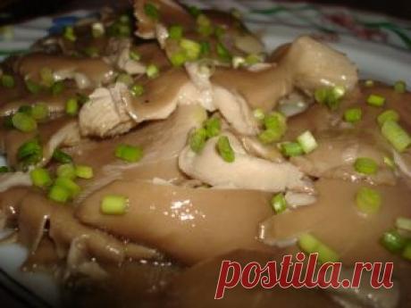 Как правильно замариновать вешенки
Предлагаю вашему вниманию хороший проверенный способ маринования вешенки от "nik4960 ":
Для многих это будет возможно открытием, что вешенка прекрасно идёт в первые и во вторые блюда, но и она очень вкусна в маринованном виде...