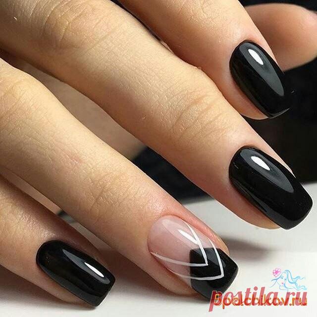 Простой и красивый черный маникюр - фото дизайна ногтей